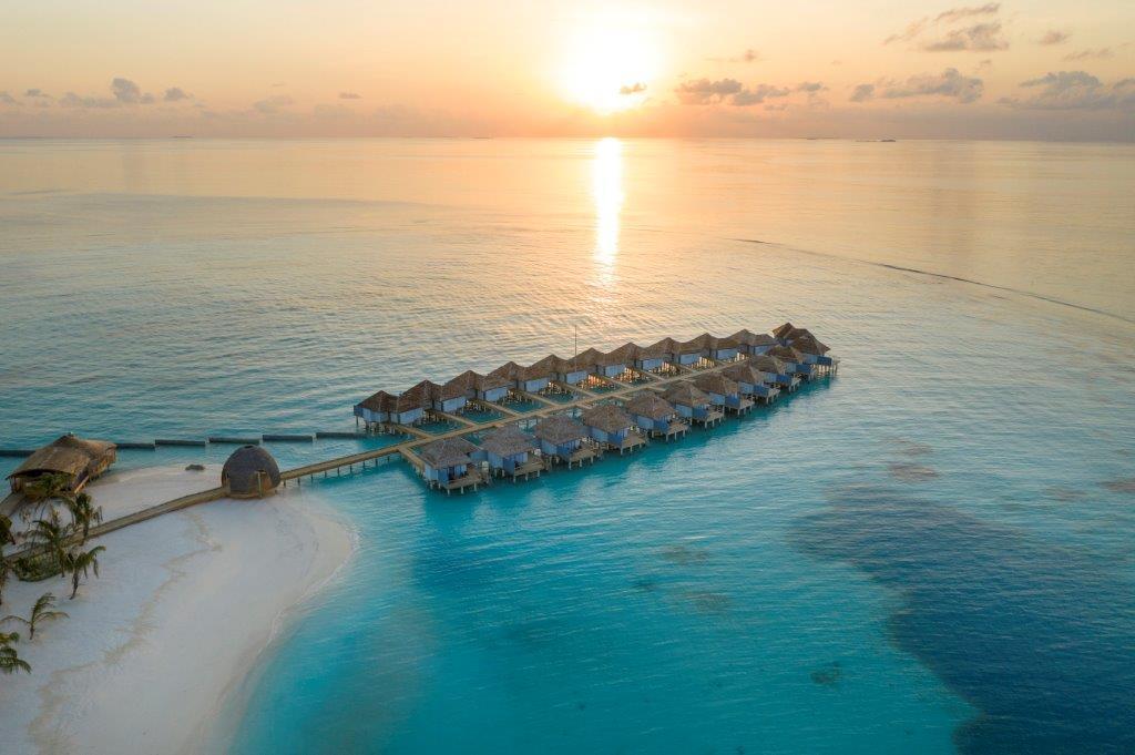 OUTRIGGER Maldives Maafushivaru Resort